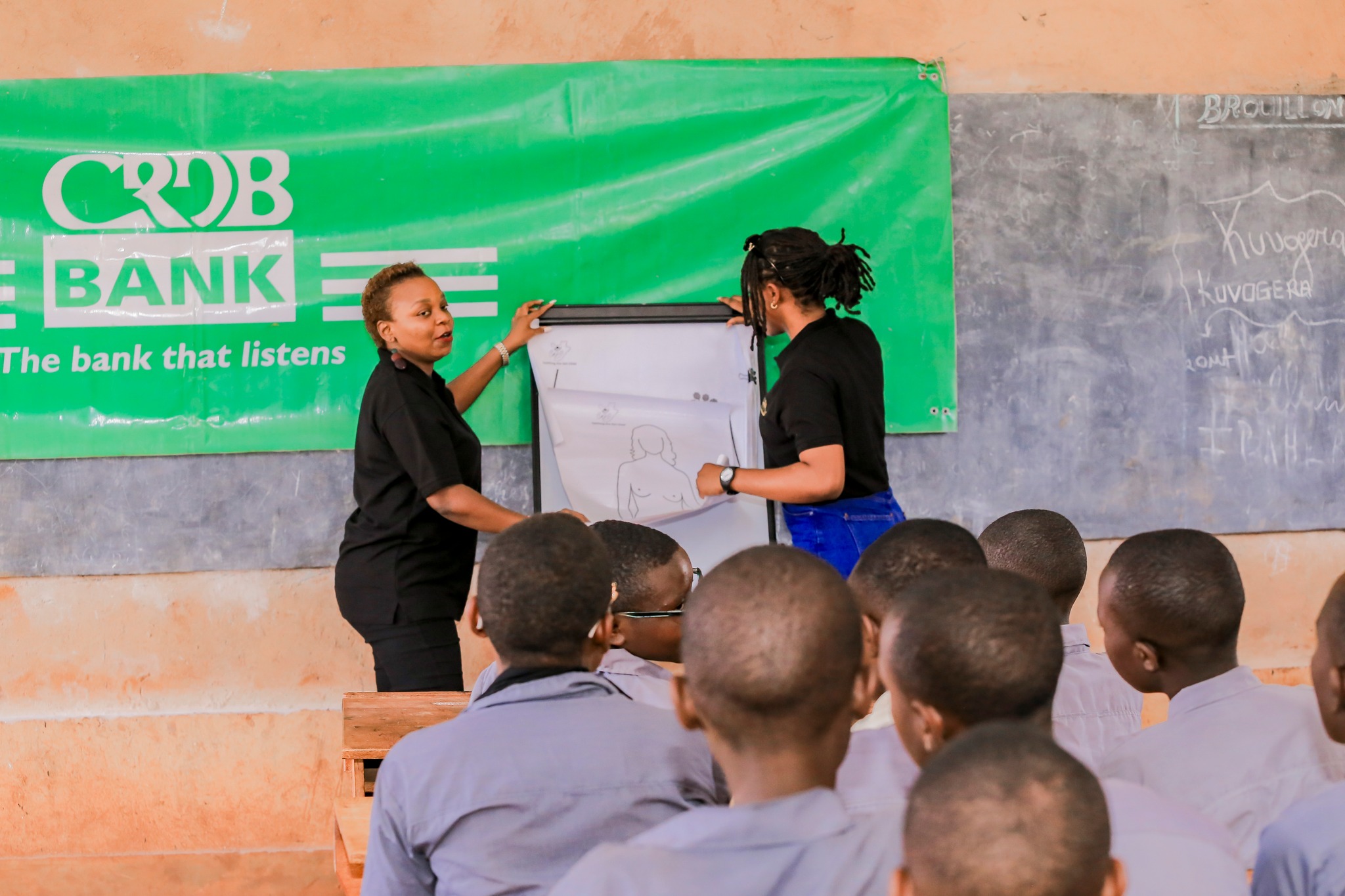Visite de la CRDB Bank : Renforcer les capacités et ouvrir un avenir prometteur aux enfants vulnérables